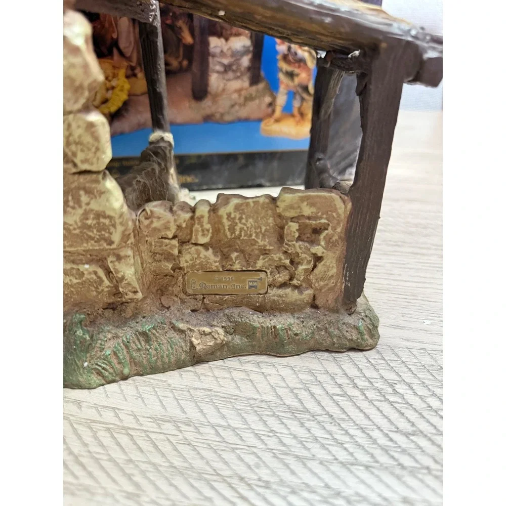 Fontanini Nativity Lighted Stable 1996 for 5